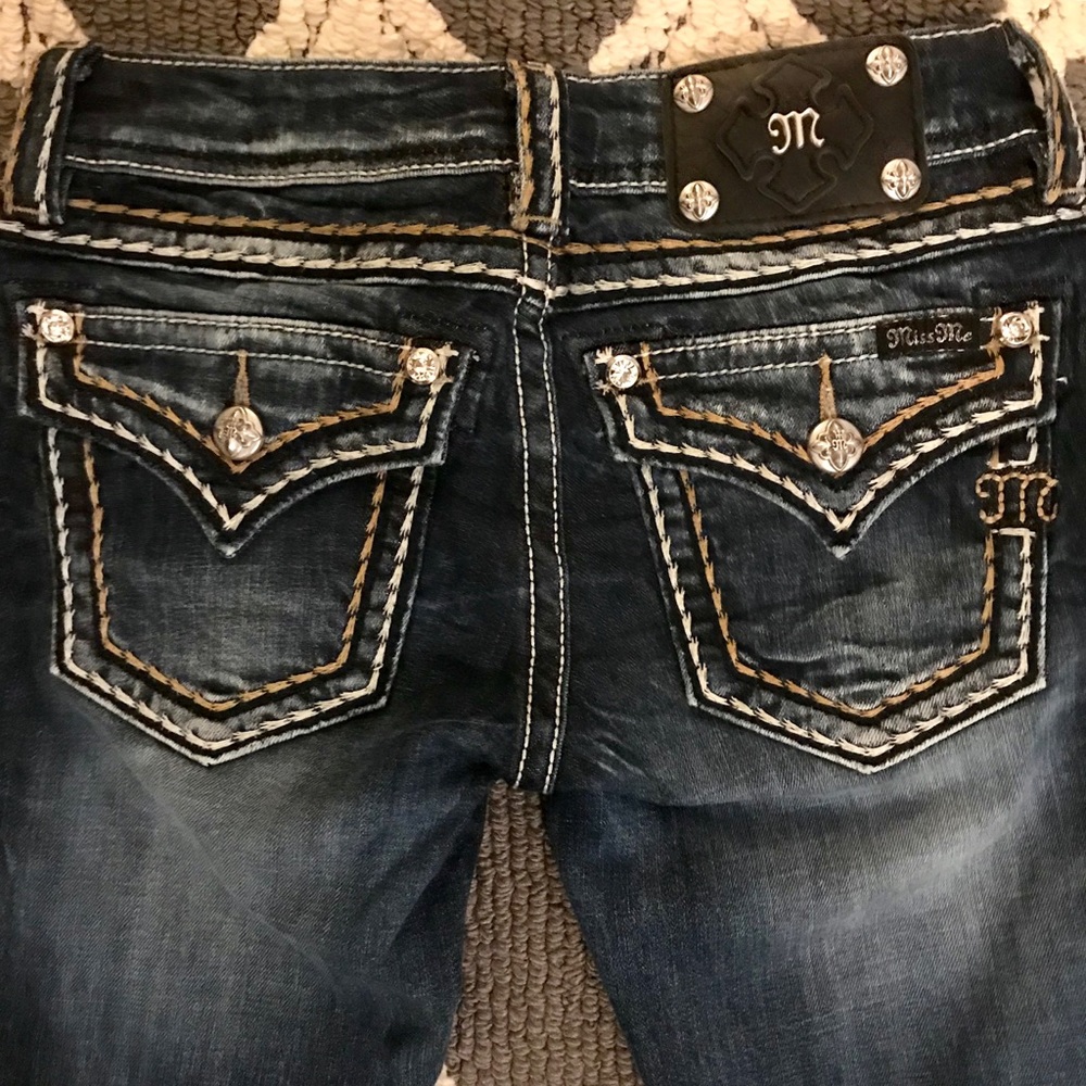 🧡 Women’s Miss Me bootcut jeans size 25 x 34 🧡